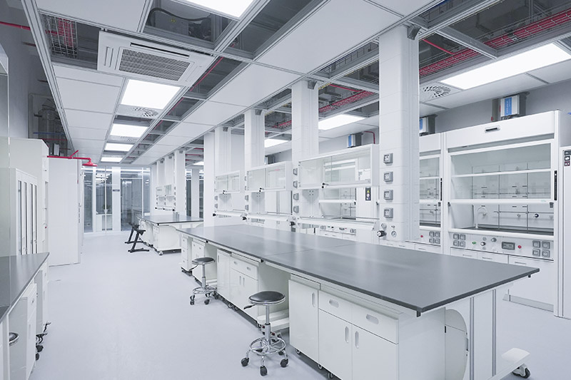 黄梅实验室革新：安全与科技的现代融合